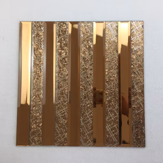 Parete di fondo KTV in mosaico oro lucido, specchi in cristallo dorato, piastrelle dorate